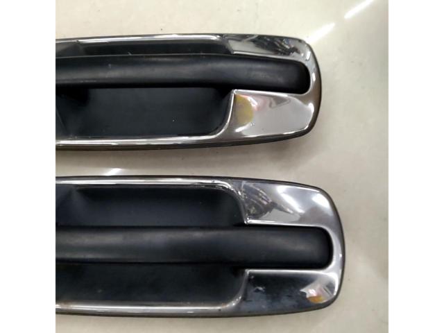 NISSAN
Genuine door handle for Cedric/Y31