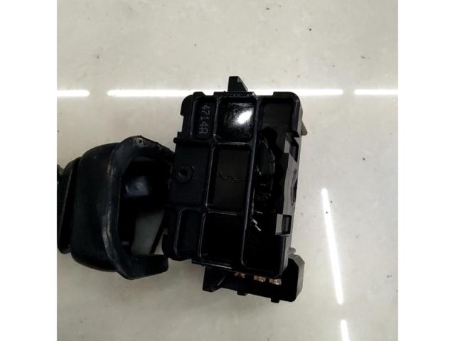 NISSAN
Genuine turn signal lever + wiper lever for Cedric/Y31
