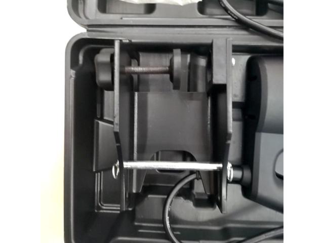 EMERSON
Easy jack-up AC100V