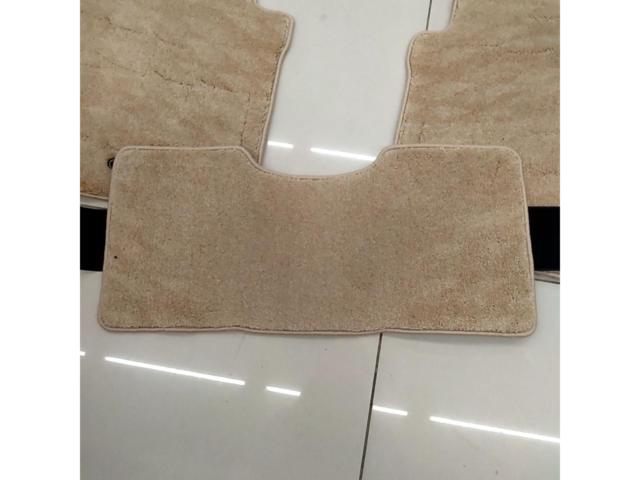 200系クラウンロイヤル 純正フロアマット ☆納車外し品!!☆