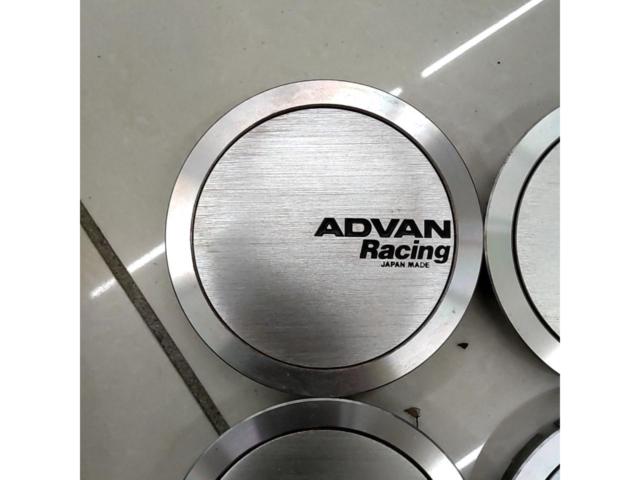 ADVAN Racing センターキャップ