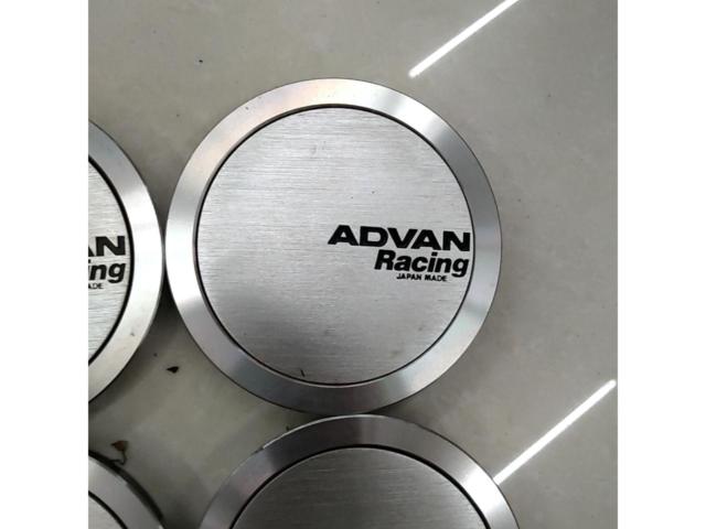 ADVAN Racing センターキャップ