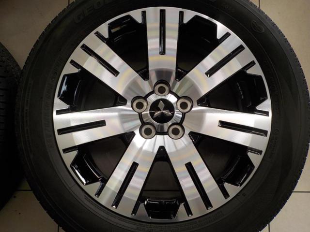 MITSUBISHI デリカD:5後期 純正ホイール + YOKOHAMA GEOLANDAR SUV G055