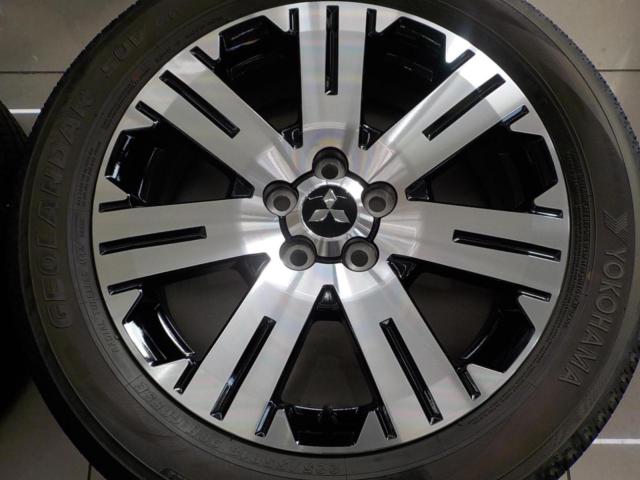 MITSUBISHI デリカD:5後期 純正ホイール + YOKOHAMA GEOLANDAR SUV G055