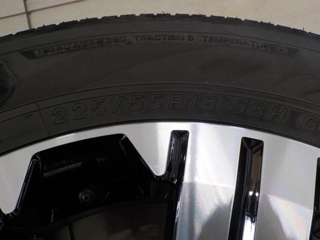 MITSUBISHI デリカD:5後期 純正ホイール + YOKOHAMA GEOLANDAR SUV G055