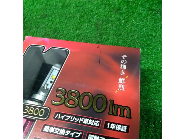 Valenti LEDヘッドライトバルブ LDJ12-HB4-60
