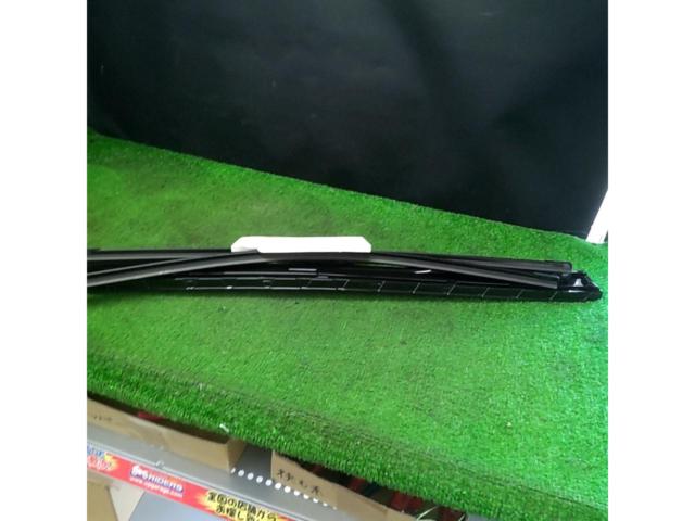 MercedesBenz純正 フロントワイパーブレード A2068261600