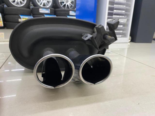 Stagea M35
Genuine NISSAN parts
Rear piece muffler