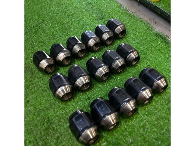 M12/P1.5/21HEXBBS
Taper nut
16 set