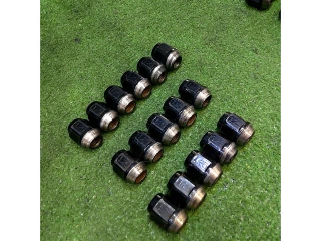 M12/P1.25/21HEXBBS
Taper nut
16 set