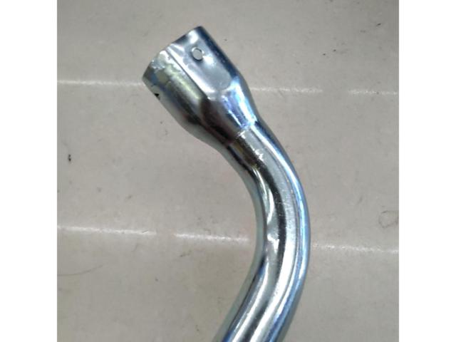 Unknown Manufacturer
Tire lug wrench