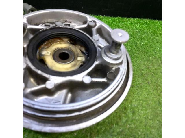 Benly/CD50/Mid-to-late model Honda genuine parts
front
Brake drum