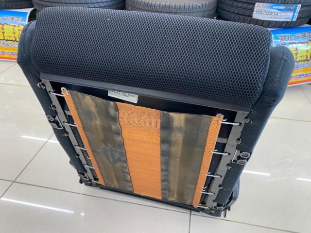 RECARO
SR-3
Reclining seat