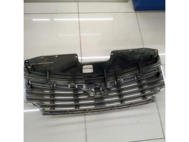 Nissan Elgrand/E52 (Early Model) Genuine Parts
Front grille