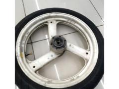 【FZR250/2KR】YAMAHA純正フロントホイール