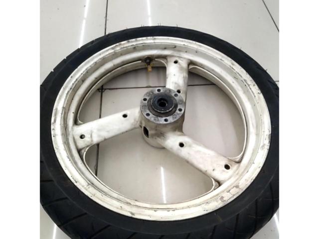 【FZR250/2KR】YAMAHA純正フロントホイール
