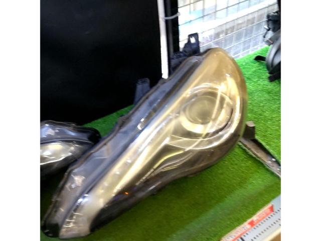 【86 ZN6 前期】TOYOTA純正 ヘッドライト左右