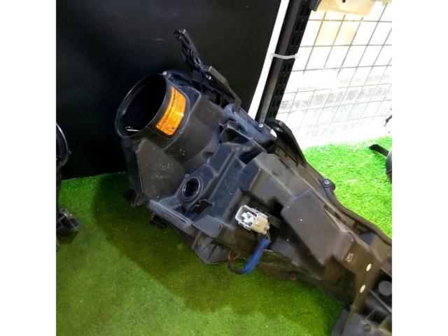 【86 ZN6 前期】TOYOTA純正 ヘッドライト左右