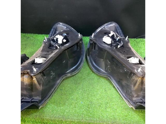 【86 ZN6 前期】TOYOTA純正 テールレンズ 左右