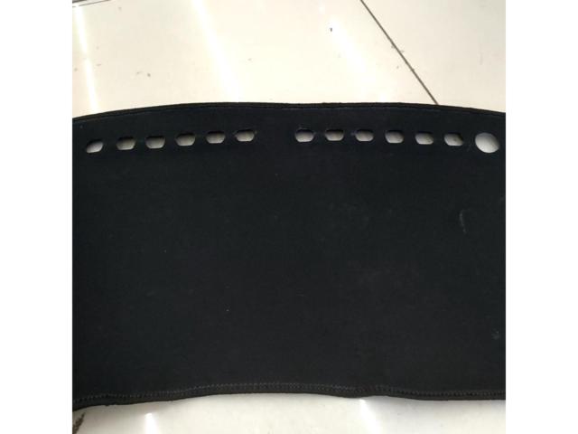 【RAV4/50系/後期】メーカー不明 ダッシュボードマット
