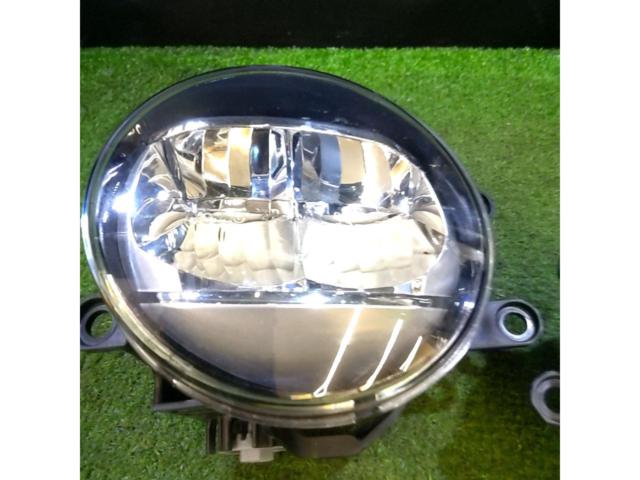 【RAV4/50系/後期】TOYOTA純正 フォグランプ