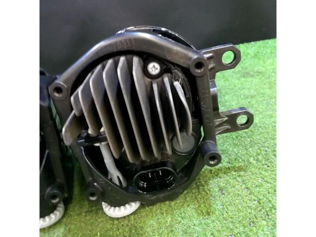 【RAV4/50系/後期】TOYOTA純正 フォグランプ