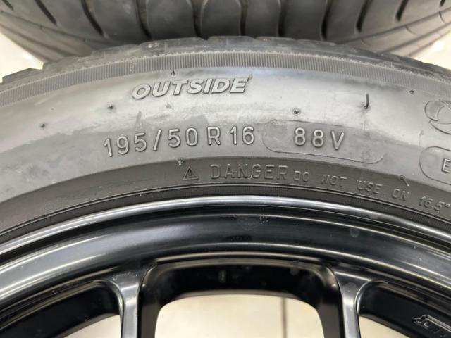 ENKEI PerformanceLine PF01 +MICHELIN PRIMACY4