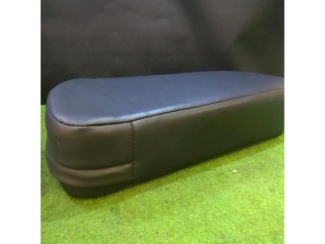 Mitsubishi Delica Mini Genuine Parts
Armrest