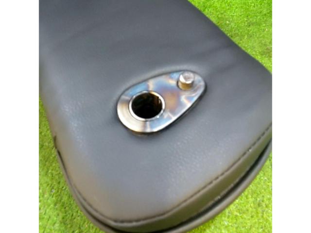 Mitsubishi Delica Mini Genuine Parts
Armrest