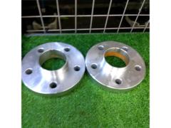 Unknown Manufacturer
Wide tread spacer M14/112-5/20mm
