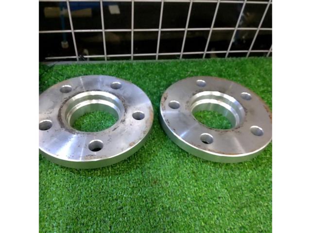 Unknown Manufacturer
Wide tread spacer M14/112-5/15mm