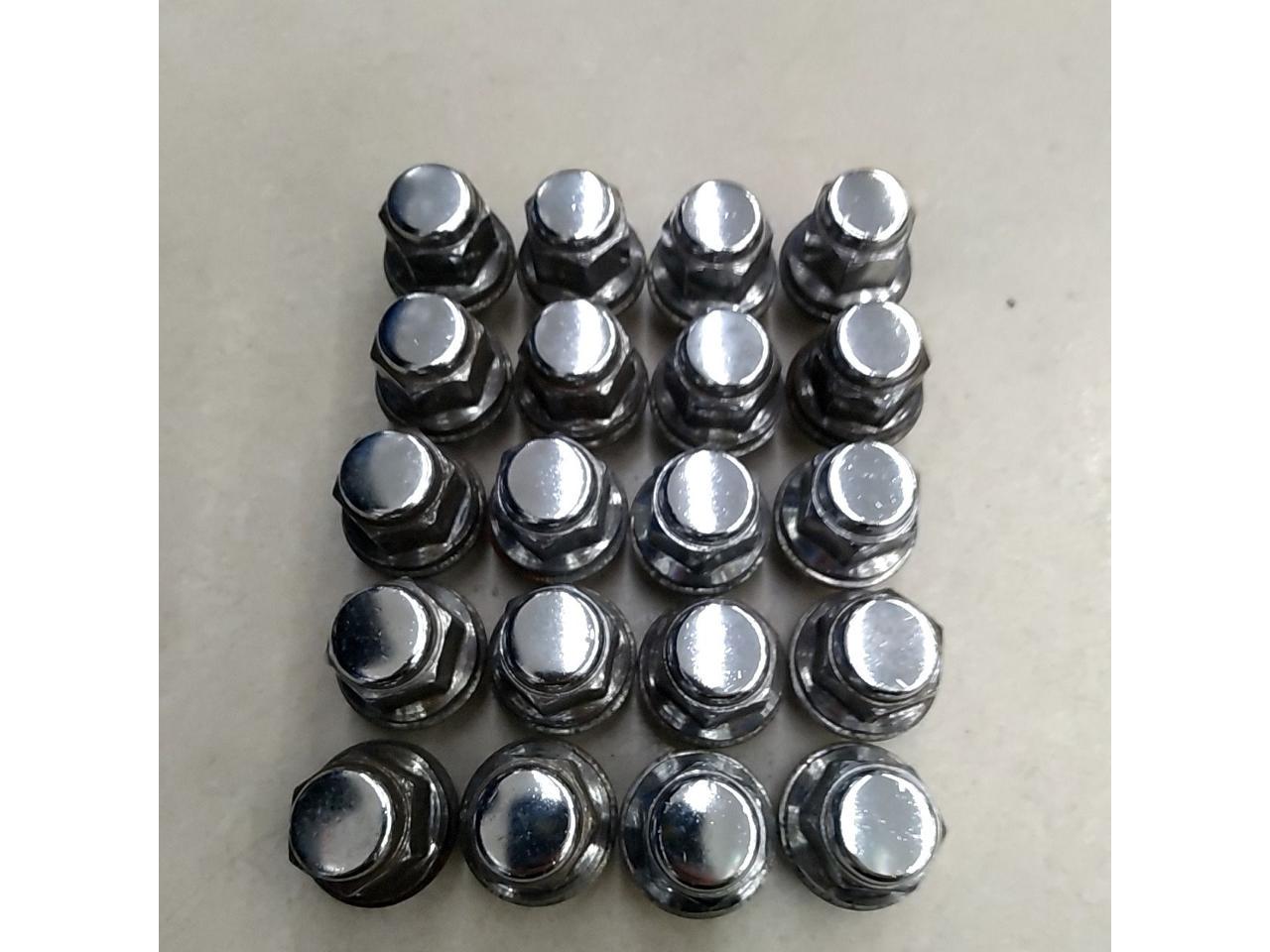 M12xP1.5 TOYOTA
Genuine flat seat nut
20-piece set