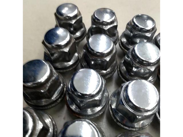 M12xP1.5 TOYOTA
Genuine flat seat nut
20-piece set