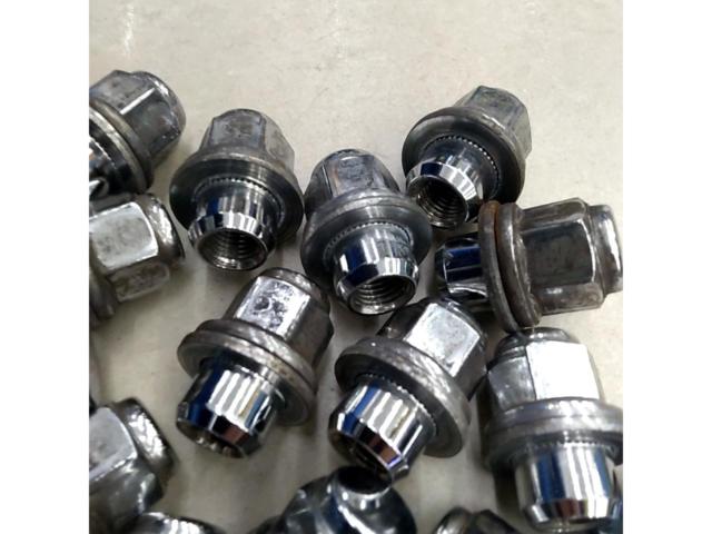 M12xP1.5 TOYOTA
Genuine flat seat nut
20-piece set