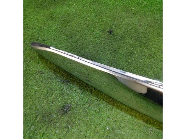 【V36 スカイラインセダン】ワケアリ NISSAN純正バックドアガーニッシュ