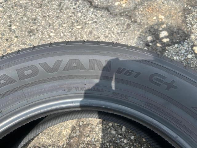 YOKOHAMA ADVAN V61 E+