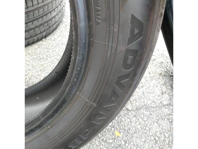 YOKOHAMA ADVAN dB V553