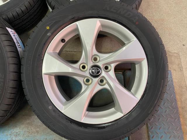 TOYOTA C-HR 純正アルミホイール + KENDA KR201 215/60R17