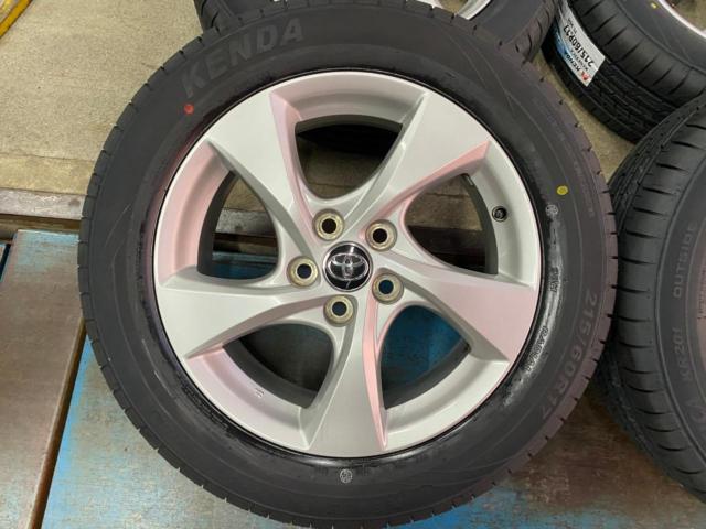 TOYOTA C-HR 純正アルミホイール + KENDA KR201 215/60R17