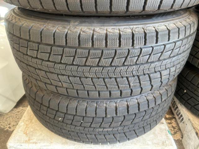 HOT STUFF Exceeder E08 + DUNLOP WINTERMAXX SJ8