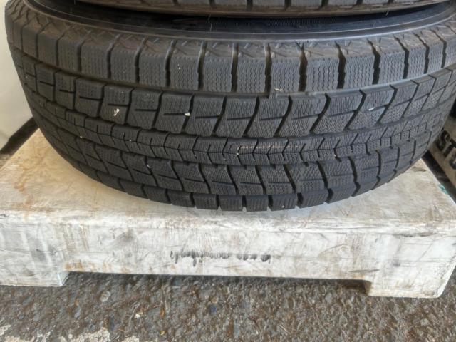 HOT STUFF Exceeder E08 + DUNLOP WINTERMAXX SJ8