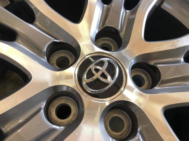 TOYOTA
Estima
Hybrid/20 Series Genuine Wheels
+
KENDA
KR 201
215 / 60R17