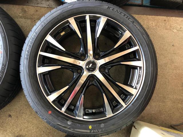 weds
LEONIS
UC
+
KENDA
KR 203
205 / 50R17
93V