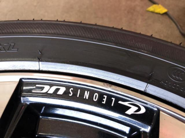 weds
LEONIS
UC
+
KENDA
KR 203
205 / 50R17
93V