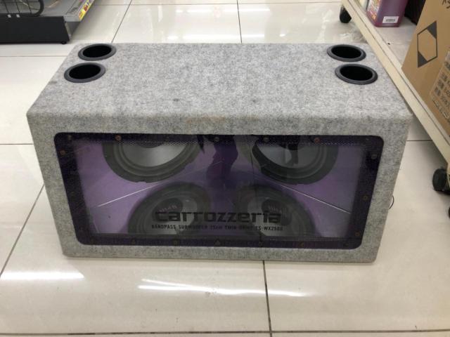 I want to go back to the Heisei era with LED specifications!! carrozzeria
TS-WX2500
BOX with subwoofer 