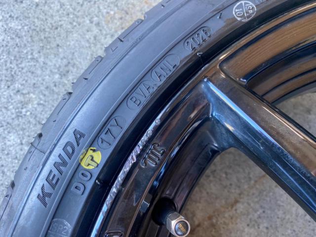 weds
LEONIS
SV
+
KENDA
KR 203
165 / 50R16