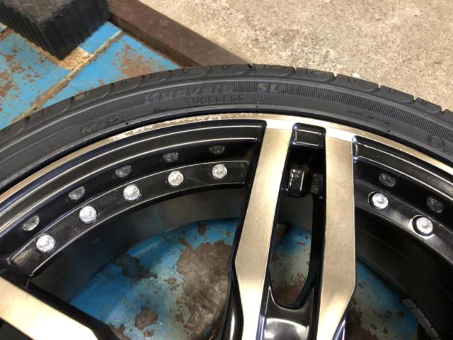 AME
SHALLEN
XF-55
+
KENDA
KR32
225 / 40R19