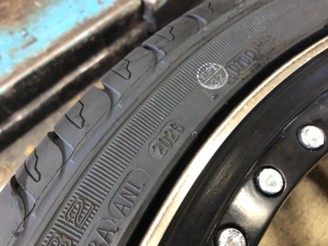 AME
SHALLEN
XF-55
+
KENDA
KR32
225 / 40R19