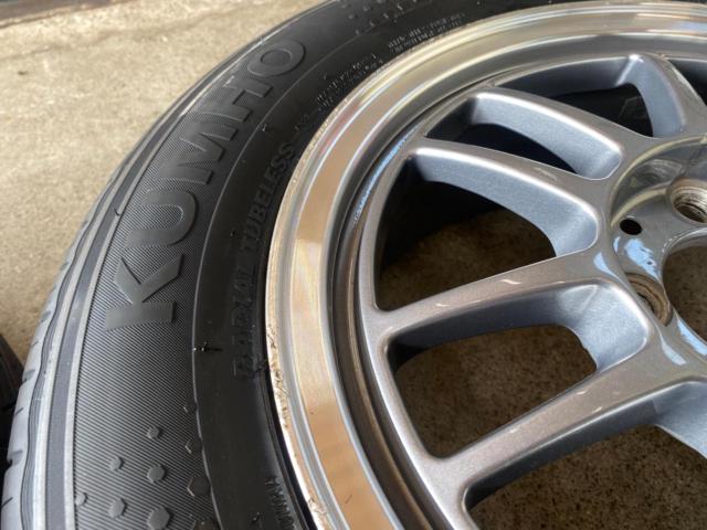 BADX
FUTEX
6 twin-spoke wheel
KUMHO
ECOWING
ES31
165 / 70R14