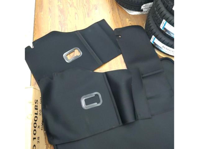 Mazda
KE system / CX-5
Genuine luggage mat